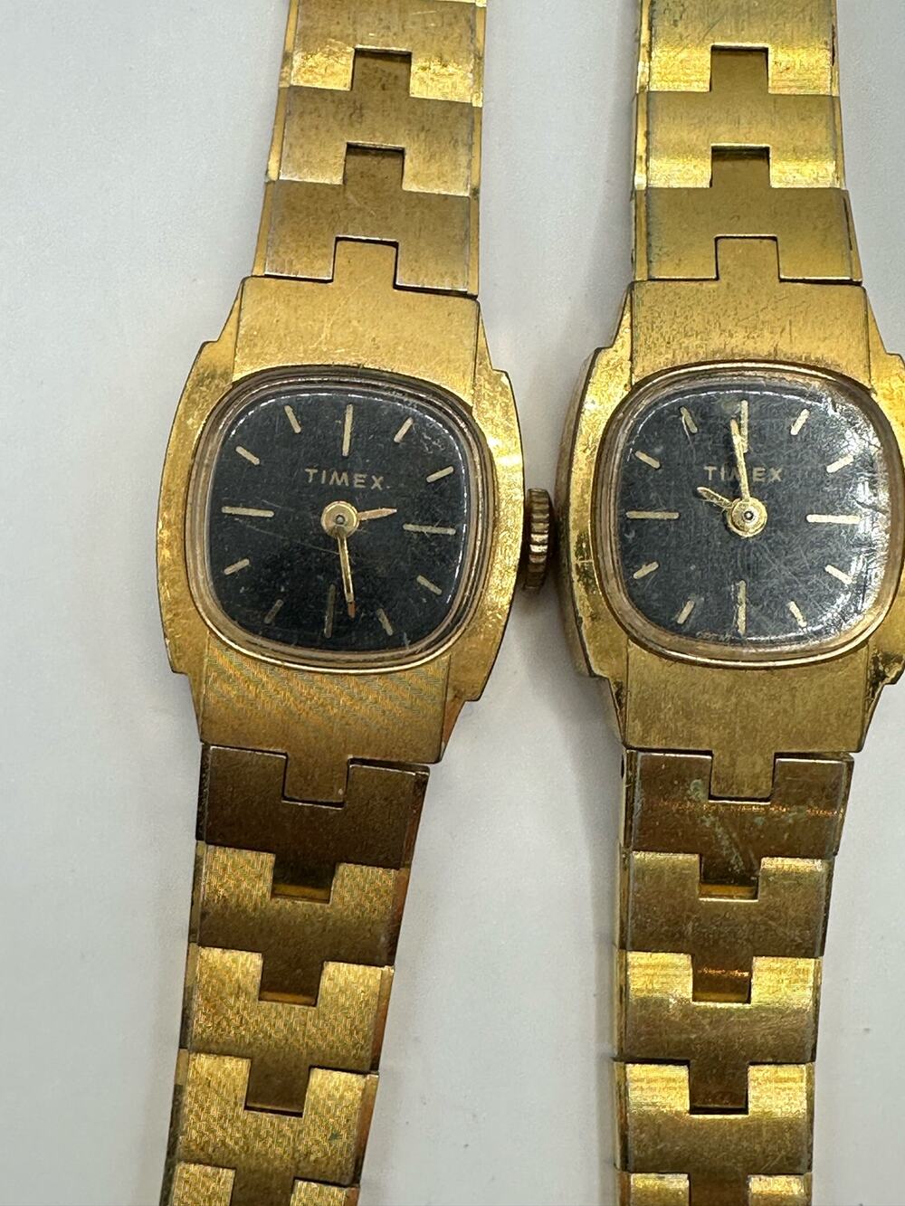 Vintage Timex Great Britian 18mm Manual Wind Watch Gold Plated set 2